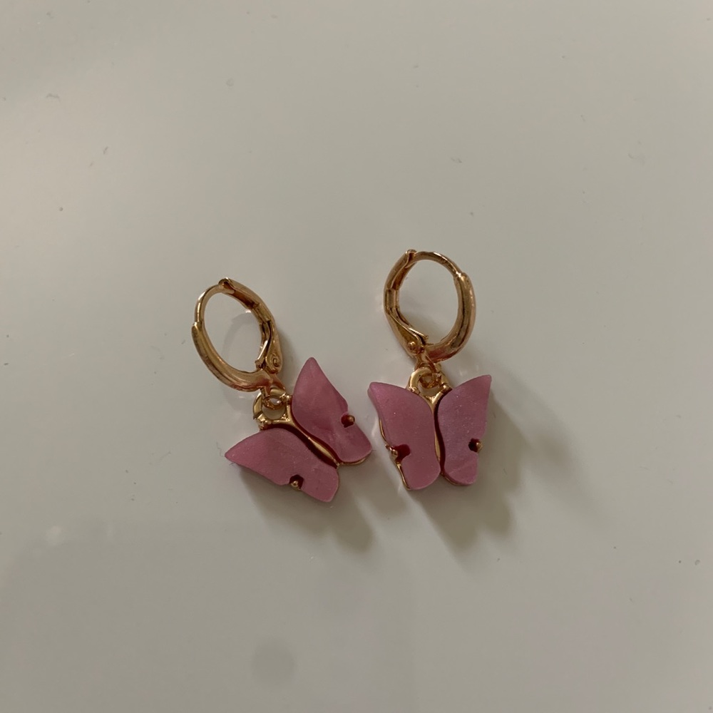 LAST ONE! deep pink butterfly earrings✨🦋💗 - Picture 5 of 7